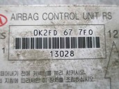 Recambio de centralita airbag para kia carens 2.0 turbodiesel cat referencia OEM IAM 0K2FD677F0 13028 