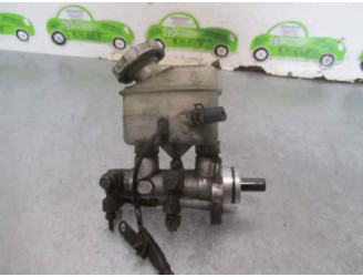 Recambio de bomba freno para kia carens 2.0 turbodiesel cat referencia OEM IAM 