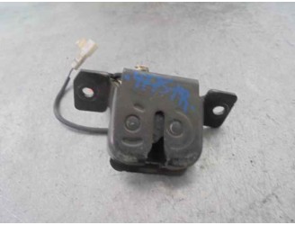 Replacement trunk / tailgate lock for Kia Carens 2.0 turbodiesel CAT OEM IAM reference 0K2FA62310 5 DOORS