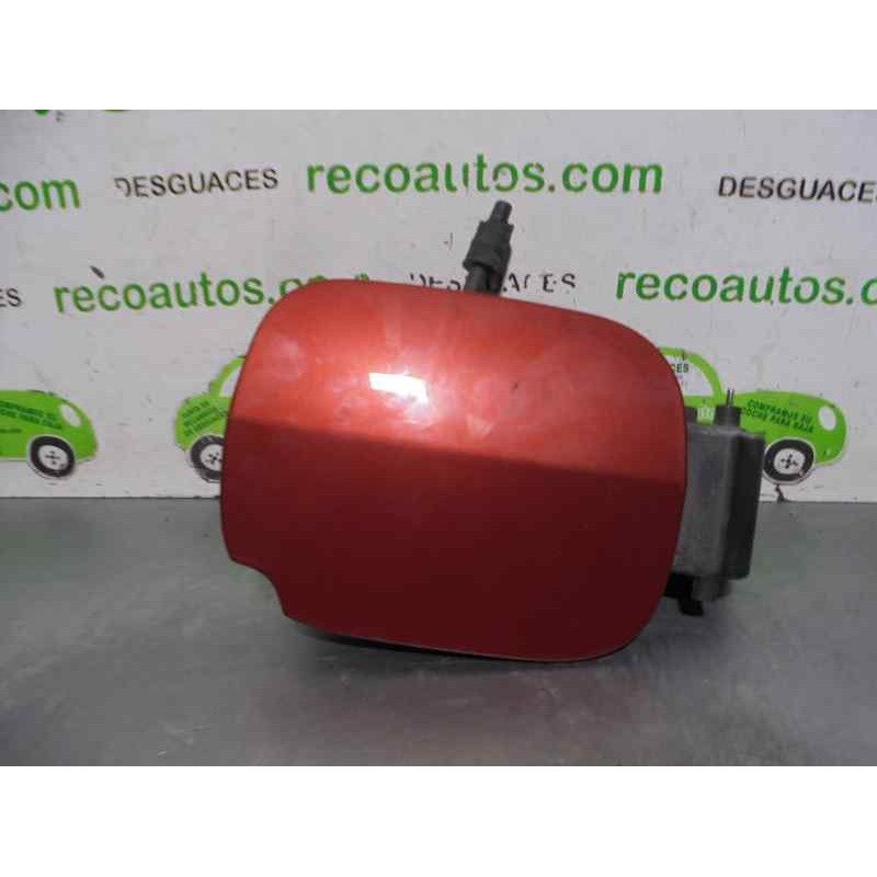 Recambio de tapa exterior combustible para renault clio iii 1.2 referencia OEM IAM   