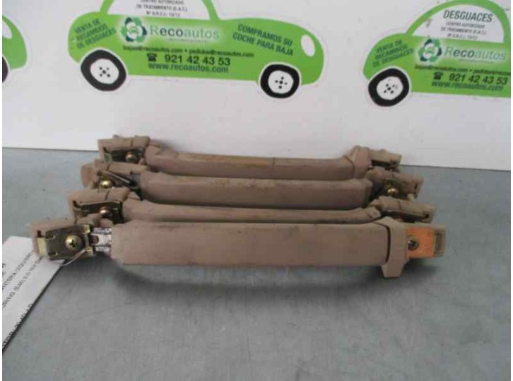 Recambio de maneta interior delantera izquierda para bmw serie 3 touring (e46) 2.0 16v diesel cat referencia OEM IAM 8231323 823