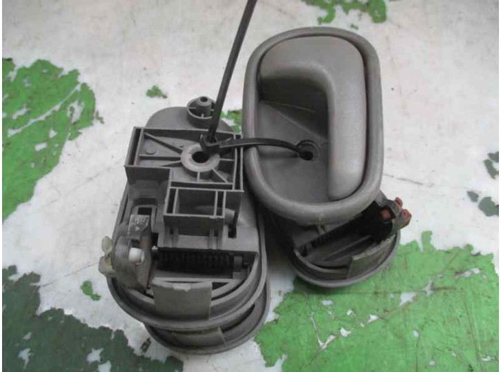 Recambio de maneta interior delantera derecha para kia rio 1.5 cat referencia OEM IAM   