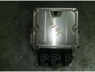 Replacement engine ECU for Citroën C5 Berlina 2.2 HDi FAP CAT (4HX / DW12ED4) OEM IAM reference 9646196480 028101093