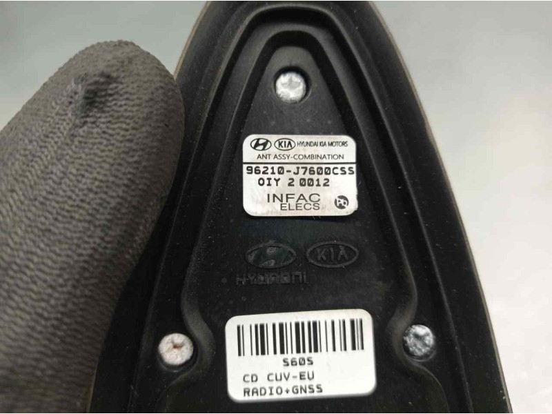 Recambio de antena para kia xceed 1.0 tgdi cat referencia OEM IAM 96210J7600C  