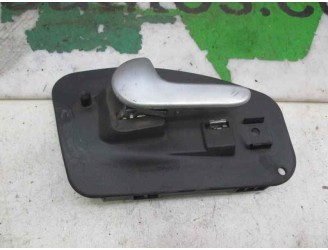 Recambio de maneta interior trasera izquierda para opel corsa c 1.3 16v cdti cat (z 13 dt / ln9) referencia OEM IAM 13110962 CAJ