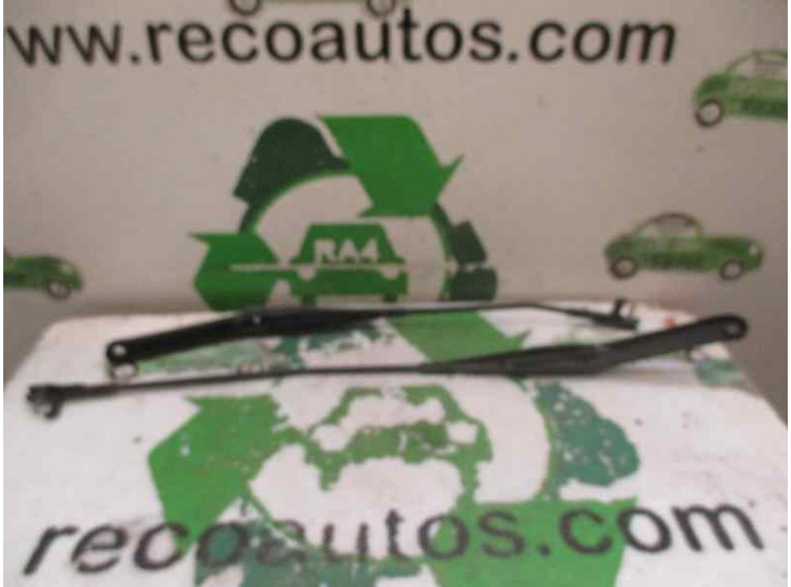 Recambio de brazo limpia delantero derecho para ford focus berlina (cap) 1.6 tdci cat referencia OEM IAM 