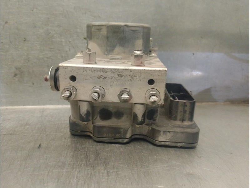Recambio de abs para dacia sandero 1.0 12v cat referencia OEM IAM 476603249R 0265956560 BOSCH