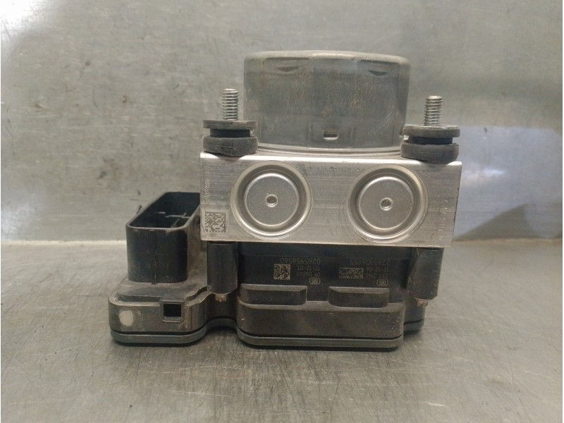 Recambio de abs para dacia sandero 1.0 12v cat referencia OEM IAM 476603249R 0265956560 BOSCH