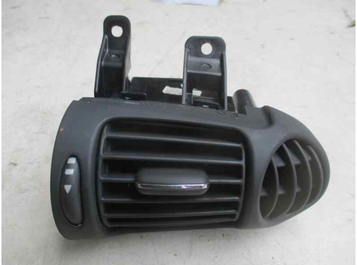 Recambio de aireador para mercedes-benz clase c (w203) sportcoupe c 220 cdi (203.706) referencia OEM IAM 