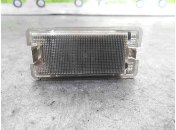 Replacement license plate light for Renault Vel Satis (BJ0) 3.0 V6 dCi Turbodiesel CAT OEM IAM reference 7700771935 