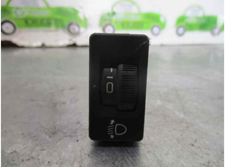 Recambio de mando para peugeot 308 sw 1.6 16v hdi referencia OEM IAM 95835T02 