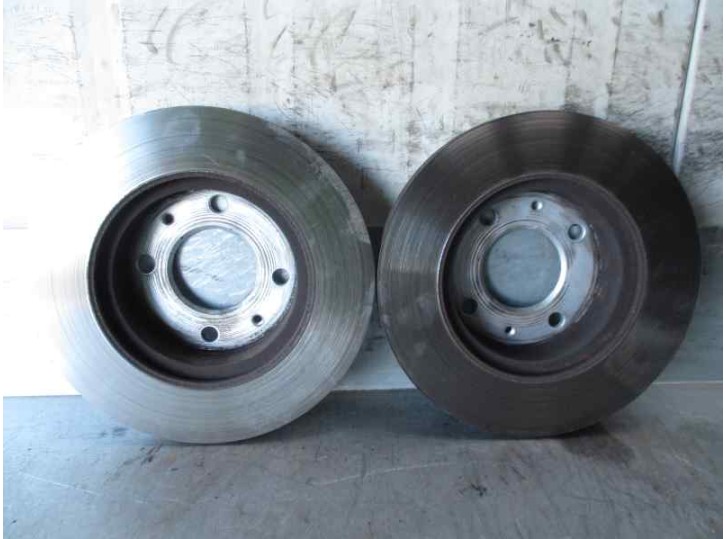 Recambio de disco freno delantero para hyundai atos prime (mx) 1.1 12v cat referencia OEM IAM 