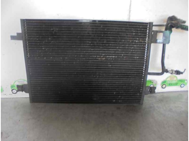 Recambio de condensador / radiador aire acondicionado para audi a4 berlina (b5) 2.4 v6 30v referencia OEM IAM 8D0260403H 