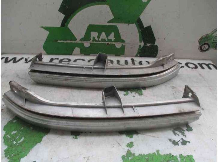 Recambio de cerquillo faro para opel zafira a 2.0 dti referencia OEM IAM 