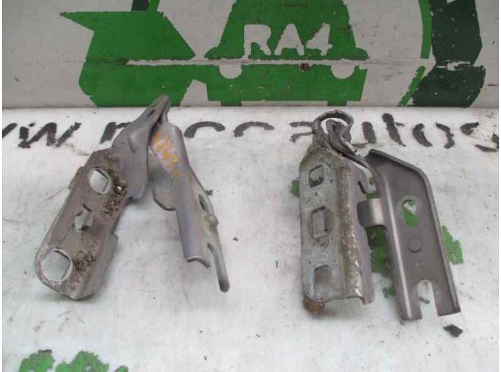 Replacement hood hinge for Citroën Xsara sedan 1.9 D SX OEM IAM reference 