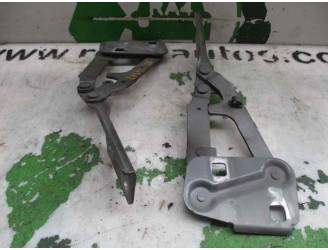 Replacement hood hinge for Peugeot 406 sedan (S1/S2) 1.9 turbodiesel cat OEM IAM reference 
