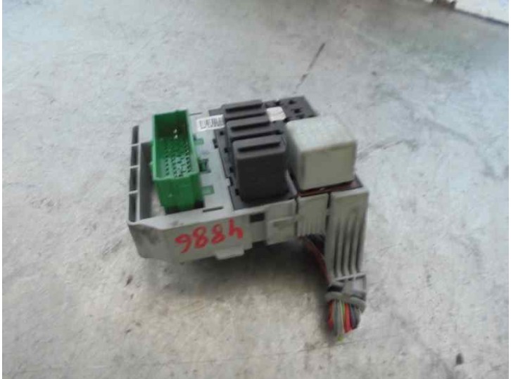 Recambio de caja reles / fusibles para opel meriva a 1.7 16v referencia OEM IAM 162209NDE12 