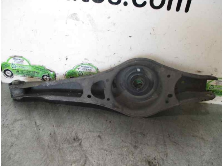 Recambio de brazo suspension inferior trasero izquierdo para volkswagen golf v berlina (1k1) 1.9 tdi referencia OEM IAM 24KI25IF