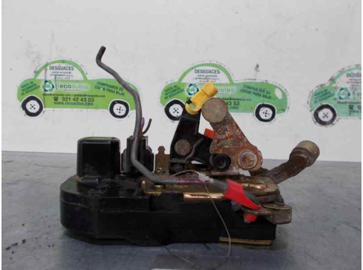 Recambio de cerradura puerta delantera derecha para chrysler voyager (rg) 2.5 crd cat referencia OEM IAM  4 PINES 5 PUERTAS