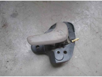 Recambio de maneta interior delantera derecha para chrysler voyager (rg) 2.5 crd cat referencia OEM IAM CAJA 2 