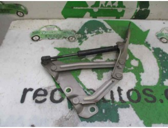 Hood hinge replacement for Opel Vectra B saloon 1.8 16V cat OEM IAM reference 