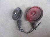 Replacement horn for Hyundai Coupe (GK) 2.0 CAT OEM IAM reference 