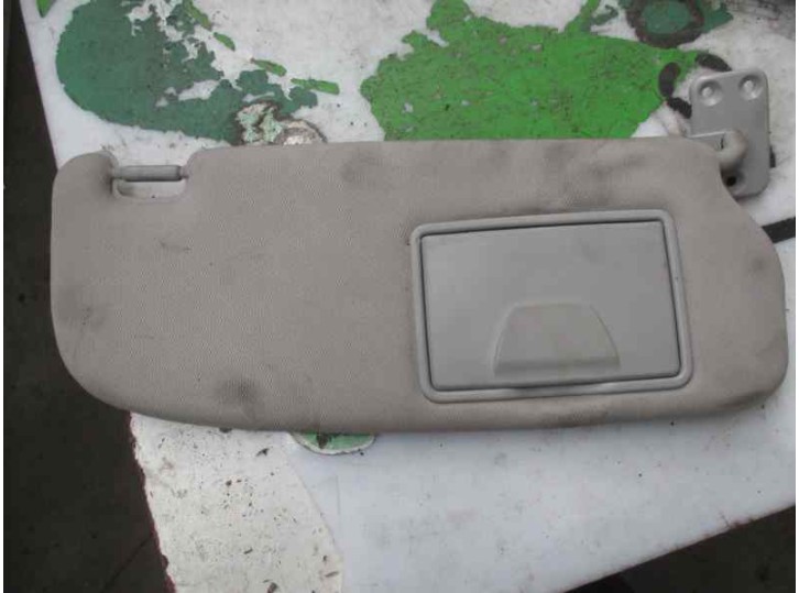 Replacement right sun visor for Hyundai Coupe (GK) 2.0 CAT OEM IAM reference 