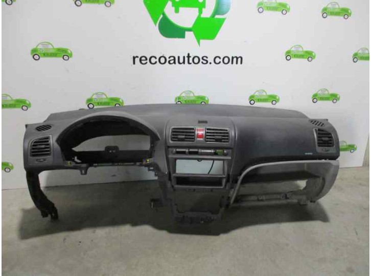 Recambio de salpicadero para kia picanto 1.1 cat referencia OEM IAM 8471007105EQ NEGRO 