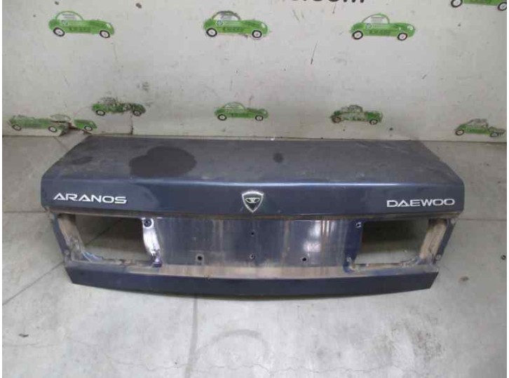 Recambio de porton trasero para daewoo aranos 2.0 cat referencia OEM IAM TAPA MALETERO AZUL 4 PUERTAS