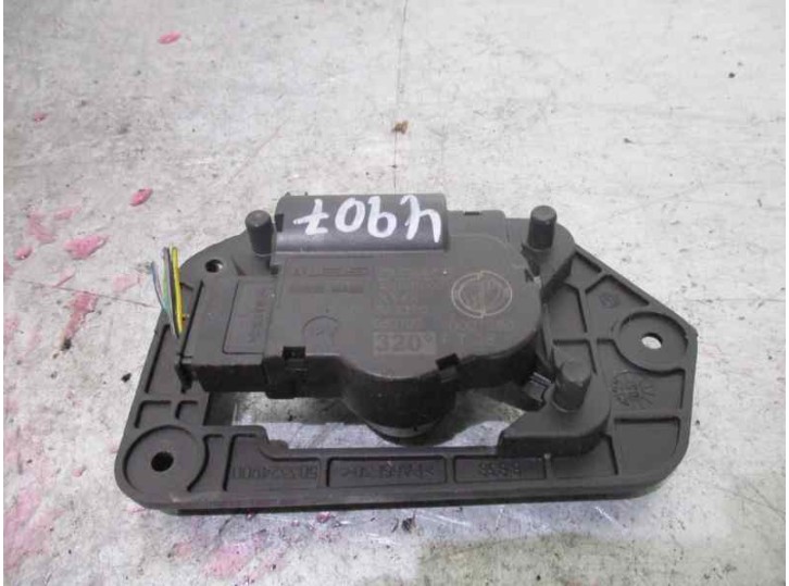 Replacement heater motor for Fiat Grande Punto (199) 1.3 16V JTD CAT OEM IAM reference A21101200 DENSO