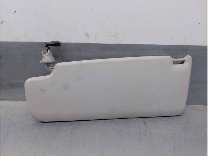 Recambio de parasol derecho para seat toledo (5p2) 1.6 referencia OEM IAM 6Q0857552E  