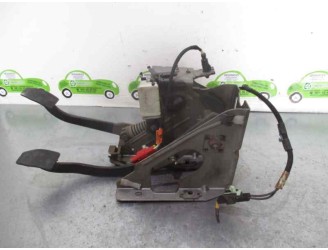 Recambio de juego pedales para chrysler voyager (rg) 2.5 crd cat referencia OEM IAM 04877911AA 05310014AB 