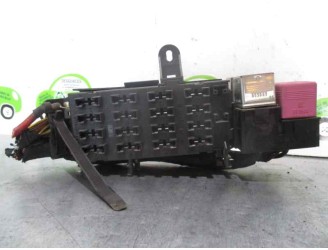 Recambio de caja reles / fusibles para mercedes-benz clase s (w140) berlina 6.0 v12 48v cat referencia OEM IAM 1405454840 104004