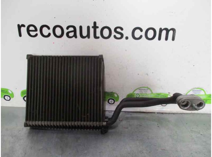 Recambio de evaporador aire acondicionado para audi a4 berlina (8e) 1.9 tdi referencia OEM IAM 8E1820103A 9836984G VALEO