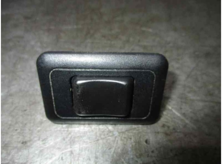 Recambio de mando elevalunas trasero derecho para volvo serie 850 2.5 20v cat referencia OEM IAM 