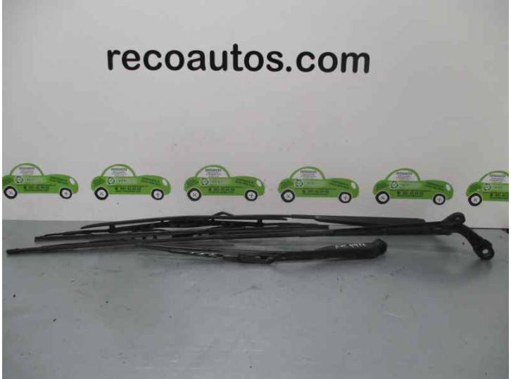 Recambio de brazo limpia delantero derecho para chrysler voyager (rg) 2.5 crd cat referencia OEM IAM 04717364AB 