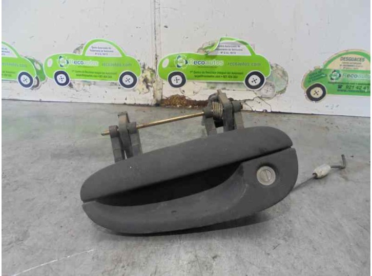 Replacement front left exterior door handle for Chrysler Neon (PL) 2.0 16V CAT OEM IAM reference BOX 6 