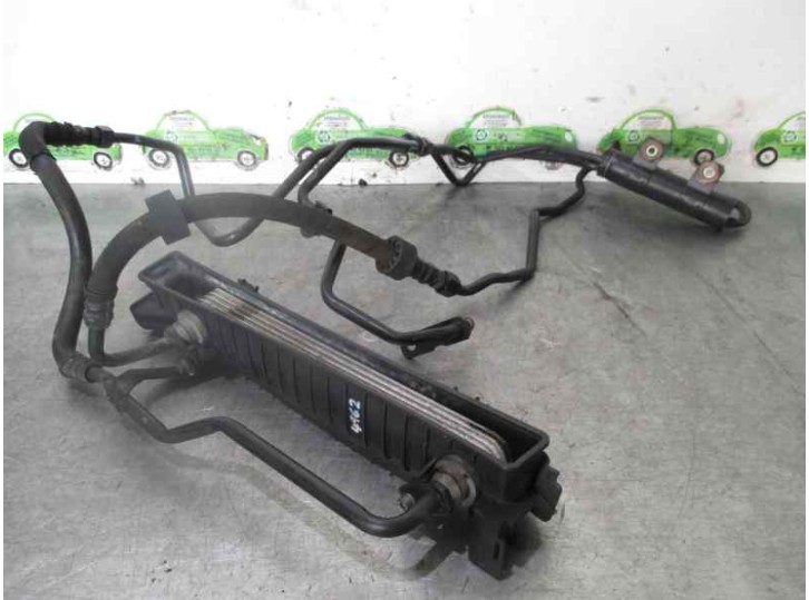 Recambio de enfriador aceite direccion para audi a4 berlina (8e) 1.9 tdi referencia OEM IAM 