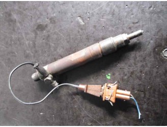 Recambio de inyector para seat ibiza (6k) 1.9 tdi referencia OEM IAM 028130201J KBEL58P94 BOSCH