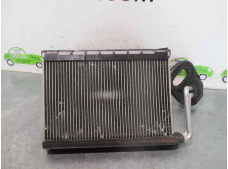 Recambio de evaporador aire acondicionado para bmw serie 1 berlina (e81/e87) 116i referencia OEM IAM 11G23B2072 