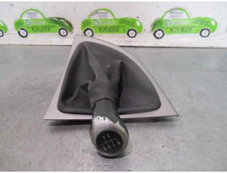 Recambio de guarnecidos palanca cambio para bmw serie 1 berlina (e81/e87) 116i referencia OEM IAM 7129143 52850610 