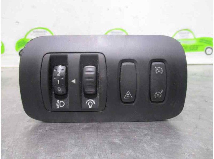 Recambio de botones salpicadero para renault megane ii berlina 3p 1.5 dci diesel cat referencia OEM IAM 