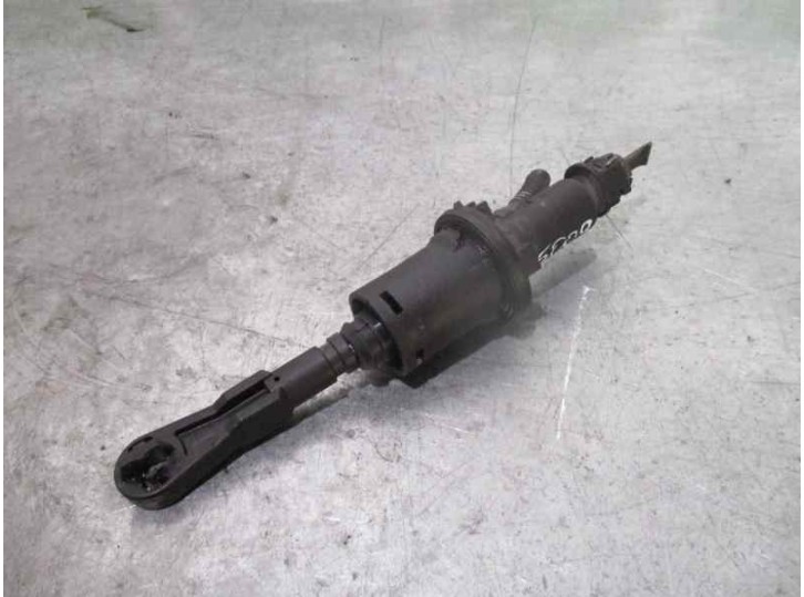 Recambio de bomba embrague para peugeot 407 sw 1.6 hdi referencia OEM IAM   