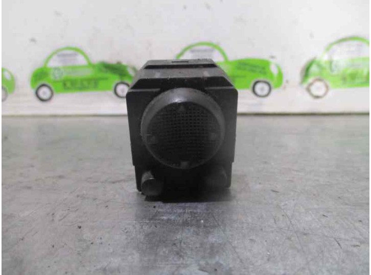 Recambio de mando retrovisor para volkswagen golf iii berlina (1h1) 1.6 referencia OEM IAM 1H0959565  