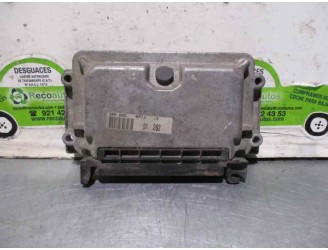 Recambio de centralita motor uce para peugeot 206 berlina xt referencia OEM IAM 9632693980 0261206216 BOSCH
