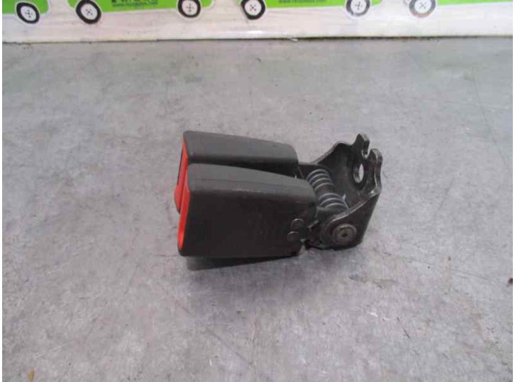 Recambio de enganche cinturon para ford focus lim. (cb8) 1.0 ecoboost cat referencia OEM IAM BM51613K21CA3JA6  5 PUERTAS