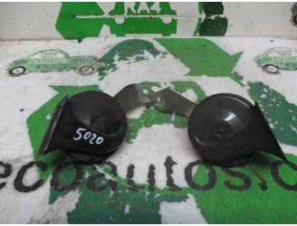 Recambio de claxon para mazda 3 berlina (bk) 1.6 cd diesel cat referencia OEM IAM 