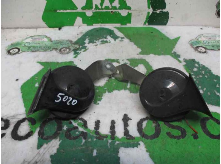 Recambio de claxon para mazda 3 berlina (bk) 1.6 cd diesel cat referencia OEM IAM   