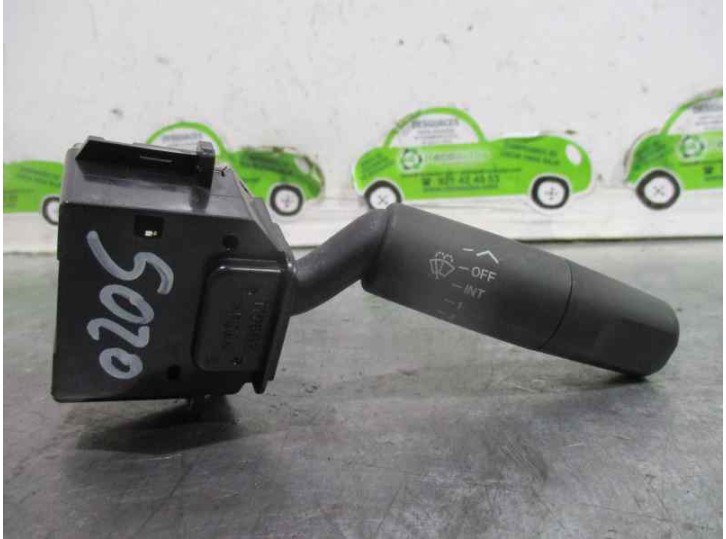 Recambio de mando limpia para mazda 3 berlina (bk) 1.6 cd diesel cat referencia OEM IAM 17D68 