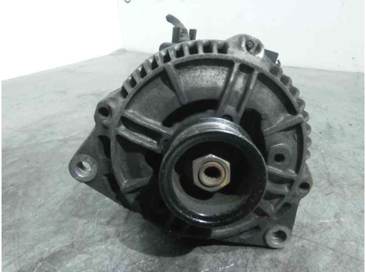 Recambio de alternador para ford mondeo berlina/familiar (fd) 2.0 16v cat referencia OEM IAM 93BB10300AG 0123212001 BOSCH